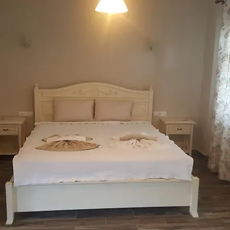 Отель Portakal Butik 3*